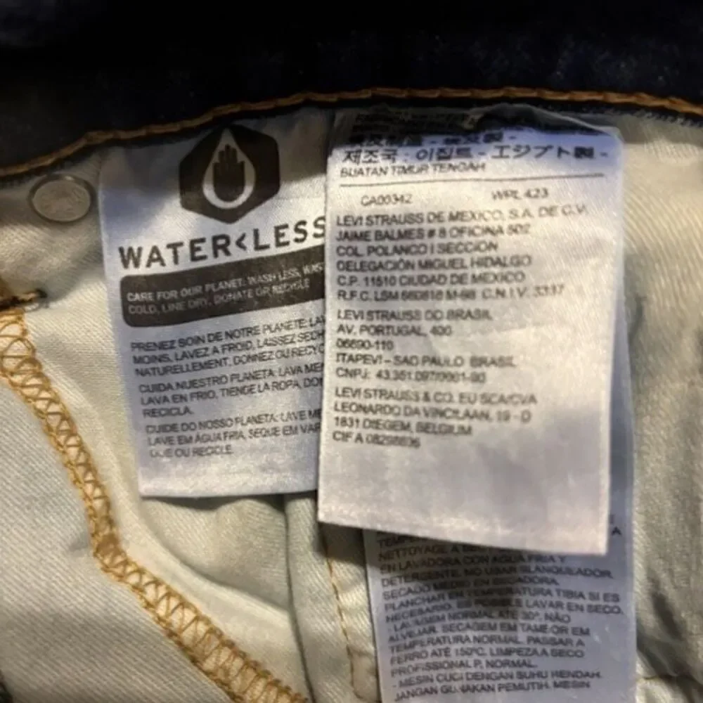 Levi’s 505 Regular Fit Size 38x29 Jeans